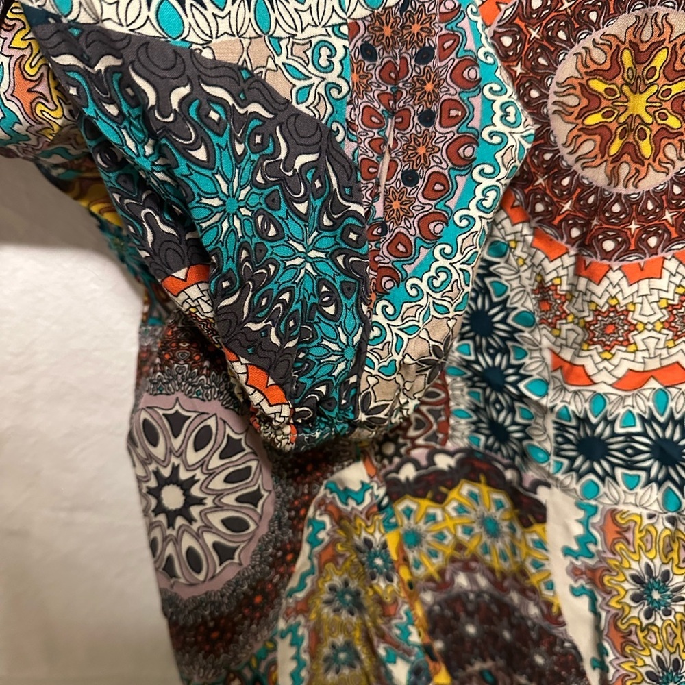 Boho Medallion Print Blouse in Teal, Mustard & Rust Size L - Picture 3 of 4